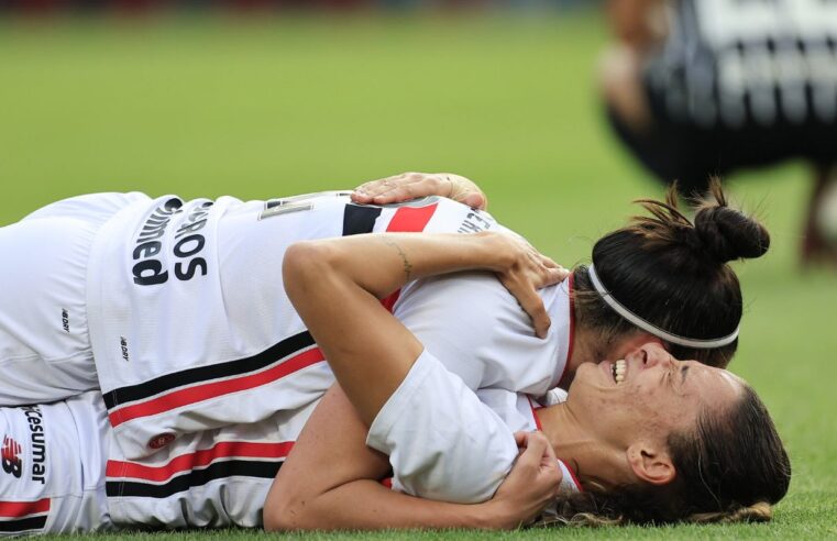 São Paulo segura Corinthians e é campeão brasileiro pela 1ª vez