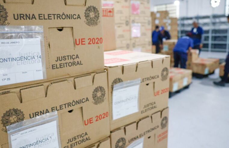 Tribunais distribuem urnas e preparam sessões para eleição