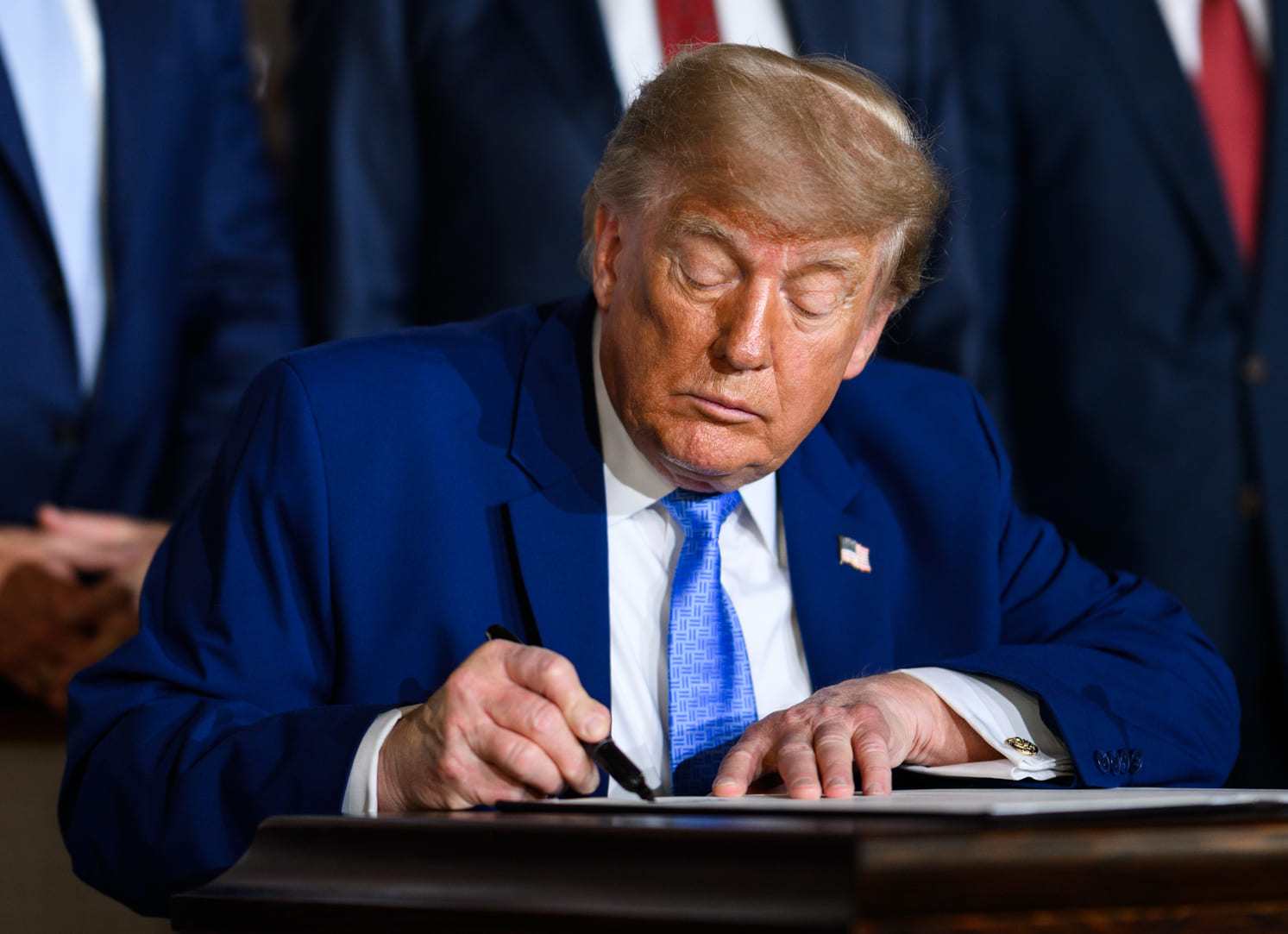 Trump destina US$ 1 mi a projeto contra censura e decisões do STF