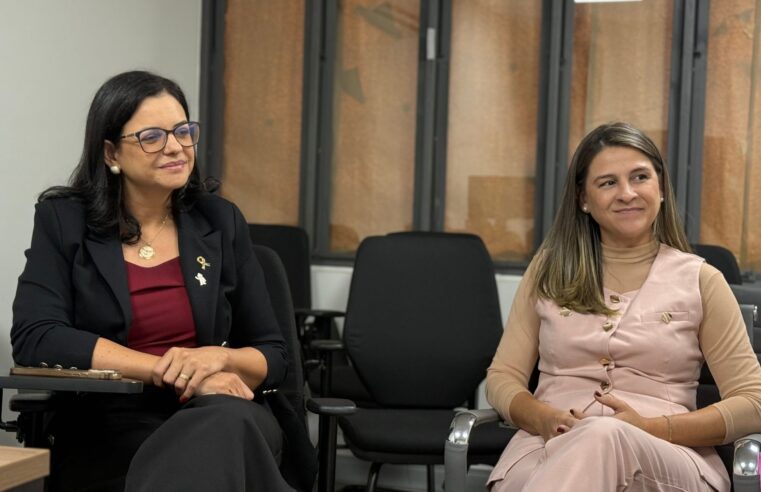 Vereadoras de Rondônia visitam Casa da Mãe Atípica no DF