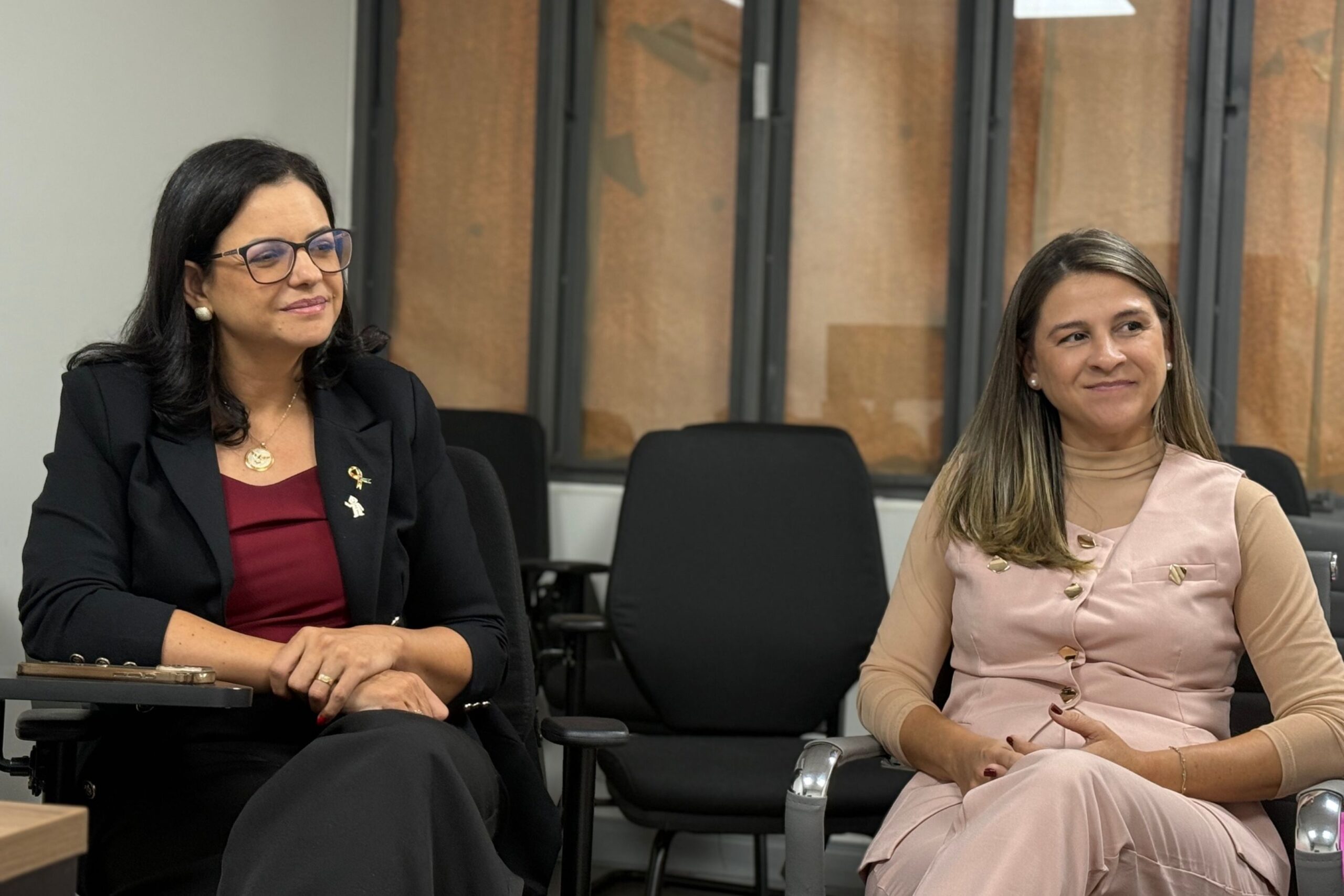 Vereadoras de Rondônia visitam Casa da Mãe Atípica no DF